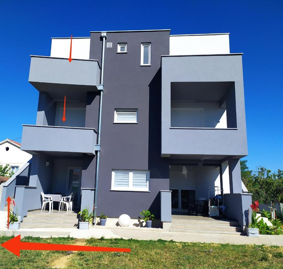 Apartmani Mira Nin Exterior photo